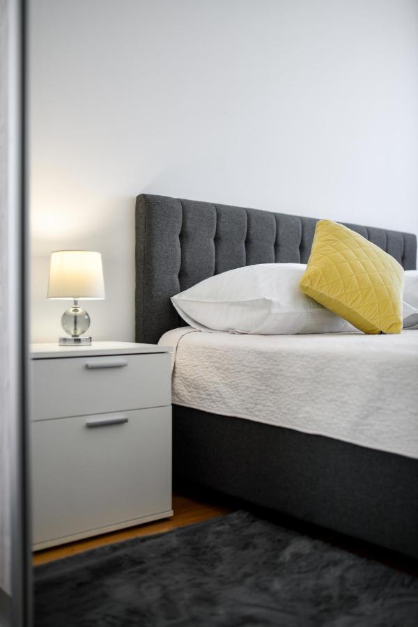 Modern Apartment For 2025' Vacation In Zadar Eksteriør billede