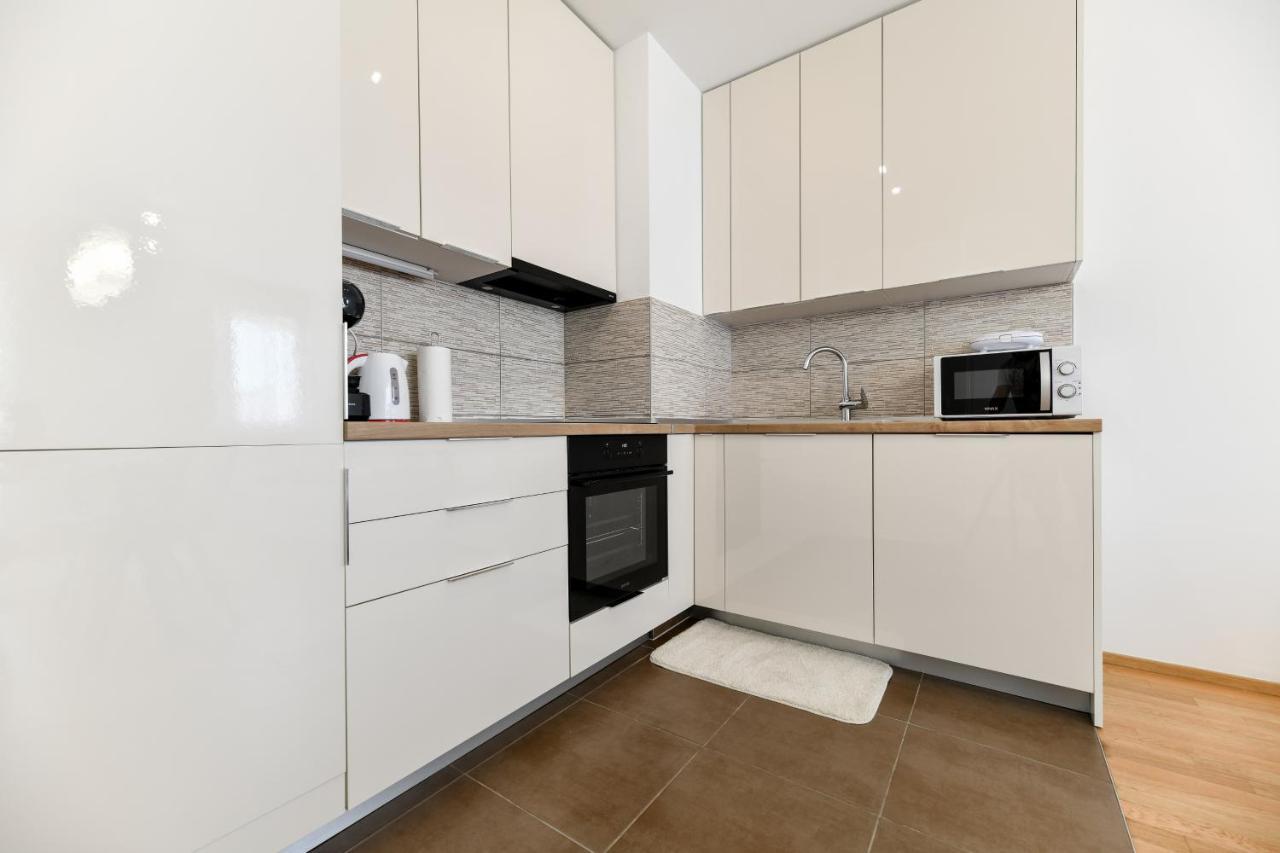 Modern Apartment For 2025' Vacation In Zadar Eksteriør billede