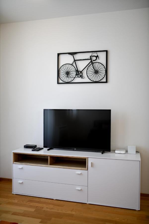 Modern Apartment For 2025' Vacation In Zadar Eksteriør billede