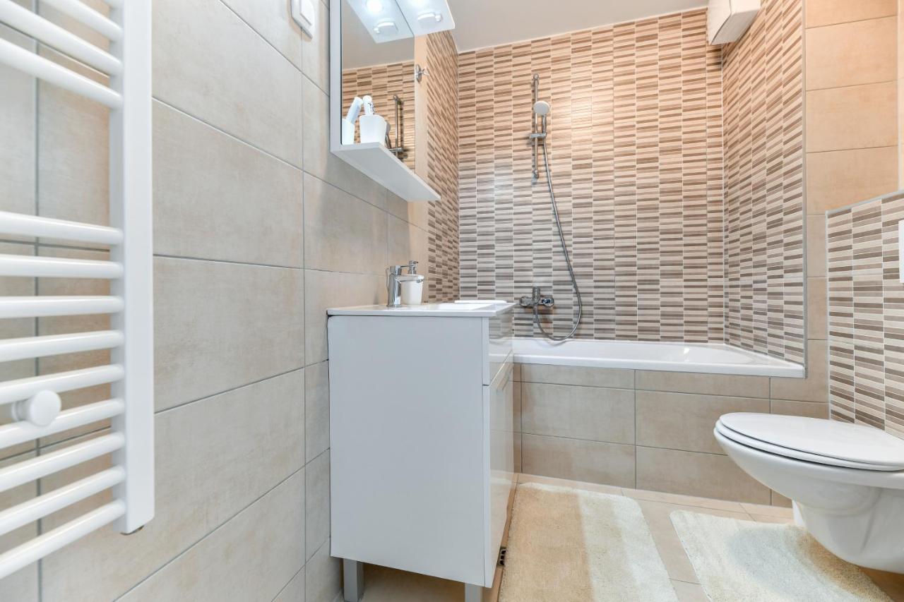 Modern Apartment For 2025' Vacation In Zadar Eksteriør billede