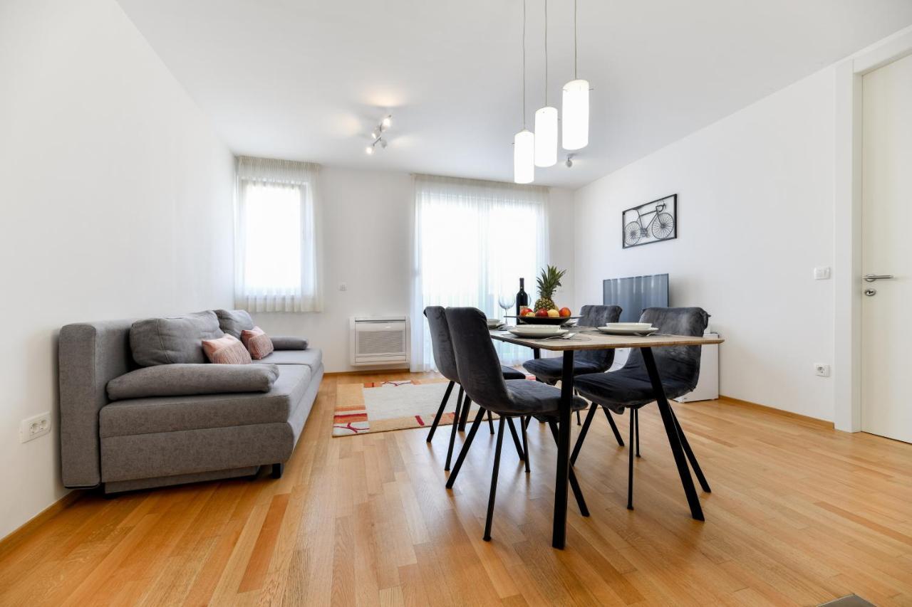 Modern Apartment For 2025' Vacation In Zadar Eksteriør billede