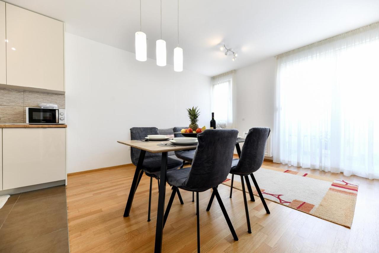 Modern Apartment For 2025' Vacation In Zadar Eksteriør billede